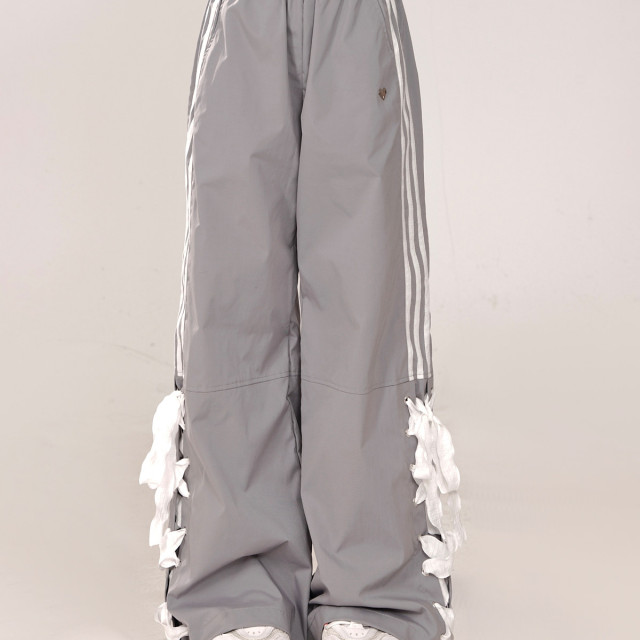 心動蕾絲 灰色百搭設計感學院風休閑直筒拖地運動長褲