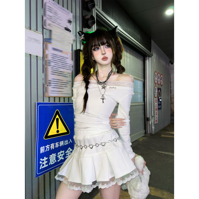 危險遊戲 一字肩辣妹蕾絲拼接T恤女春夏長袖顯瘦上衣