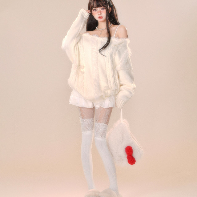 雪絨白茶 %一字肩奶fufu慵懶毛衣秋冬寬松露肩針織上衣