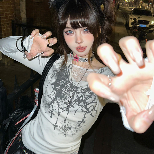 捕獵姐姐 辣妹蕾絲拼接T恤女春夏長袖顯瘦V領內搭上衣