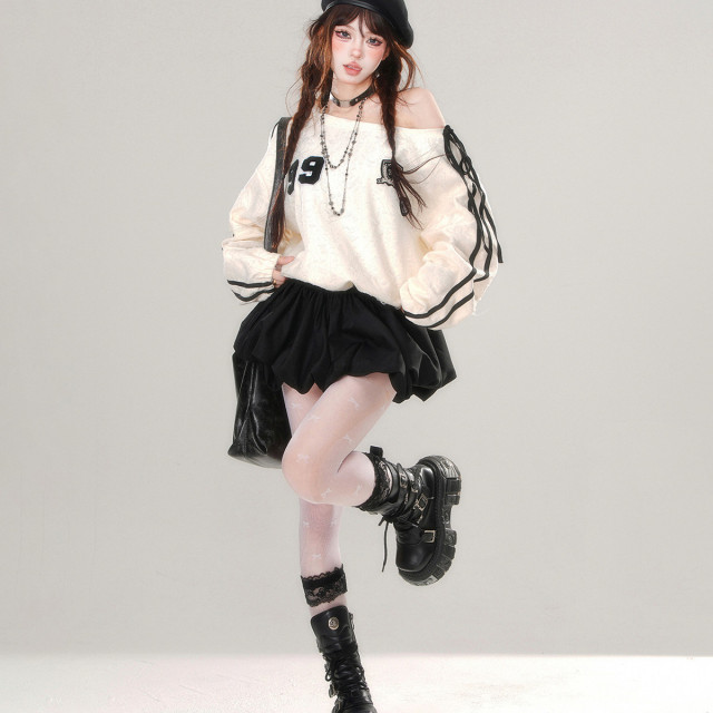 梨花先雪 美式斜肩收腰連衣裙秋冬寬松拼接衛衣裙短裙