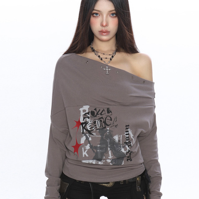 辣妹設計感塗鴉斜肩長袖T恤女秋季蝙蝠袖氣質顯瘦內搭上衣