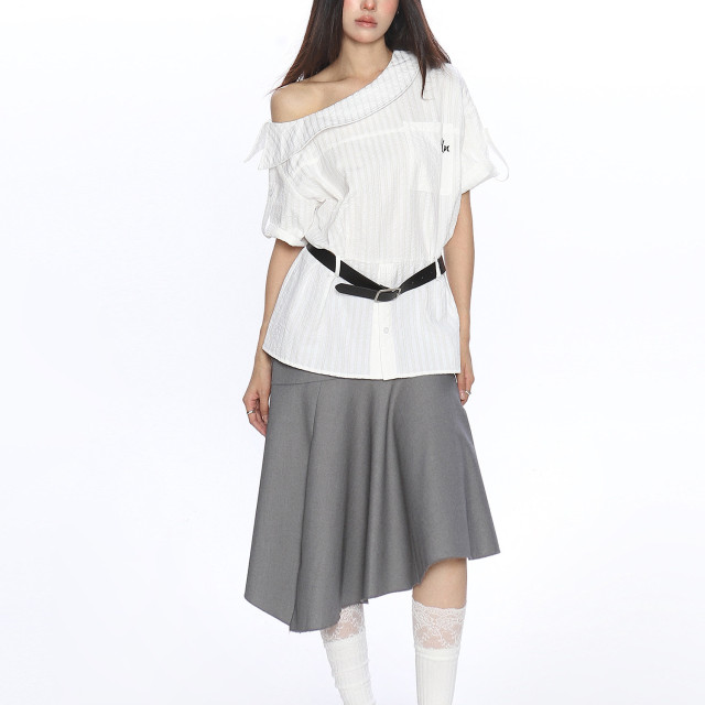 韓系穿搭斜肩短袖襯衫T恤女夏季不規則設計露肩顯瘦上衣潮