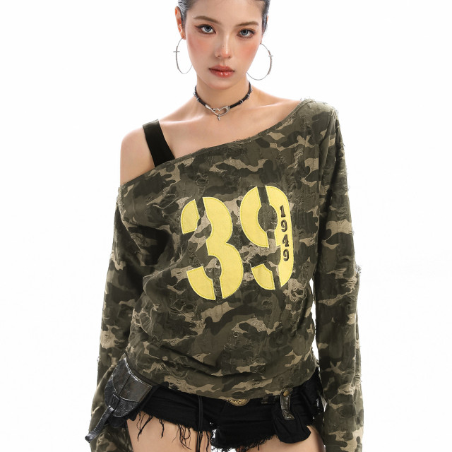 辣妹斜肩迷彩字母長袖T恤女秋季抽繩綁帶露肩顯瘦內搭上衣
