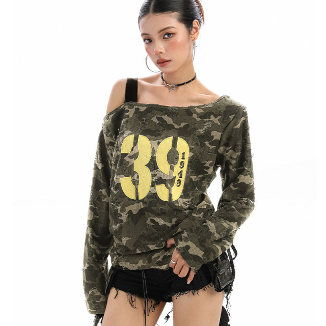 辣妹斜肩迷彩字母長袖T恤女秋季抽繩綁帶露肩顯瘦內搭上衣
