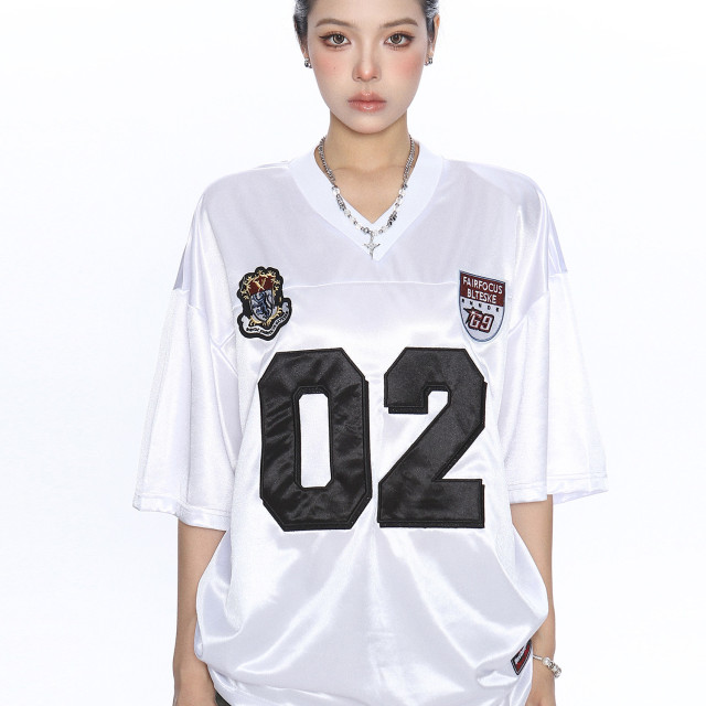 美式緞面字母v領短袖T恤女夏季運動風寬松休閑情侶球衣潮