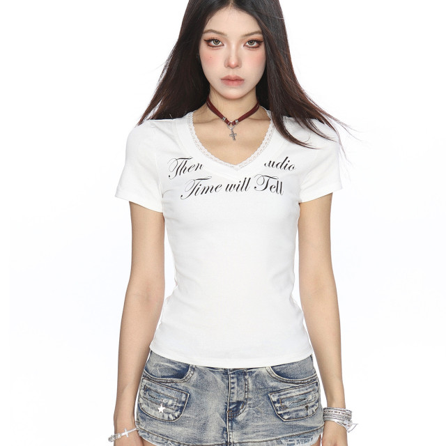 美式v領蕾絲邊字母正肩短袖T恤女夏季收腰顯瘦短款上衣潮