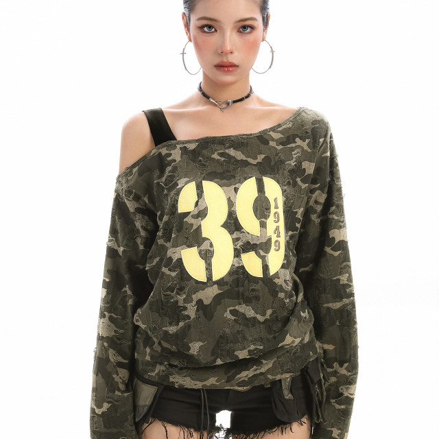 辣妹斜肩迷彩字母長袖T恤女秋季抽繩綁帶露肩顯瘦內搭上衣