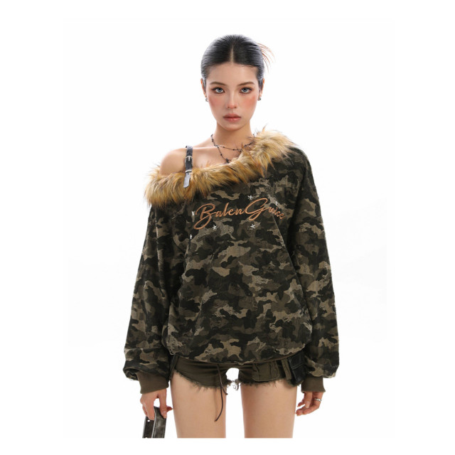 美式辣妹迷彩斜肩衛衣女秋冬可拆卸毛領露肩顯瘦寬松上衣