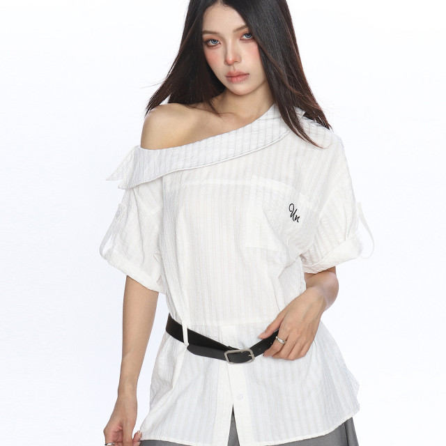 韓系穿搭斜肩短袖襯衫T恤女夏季不規則設計露肩顯瘦上衣潮